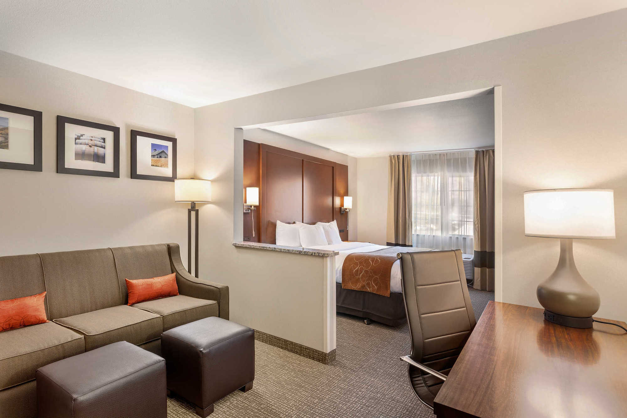Comfort Suites Yakima Bilik gambar