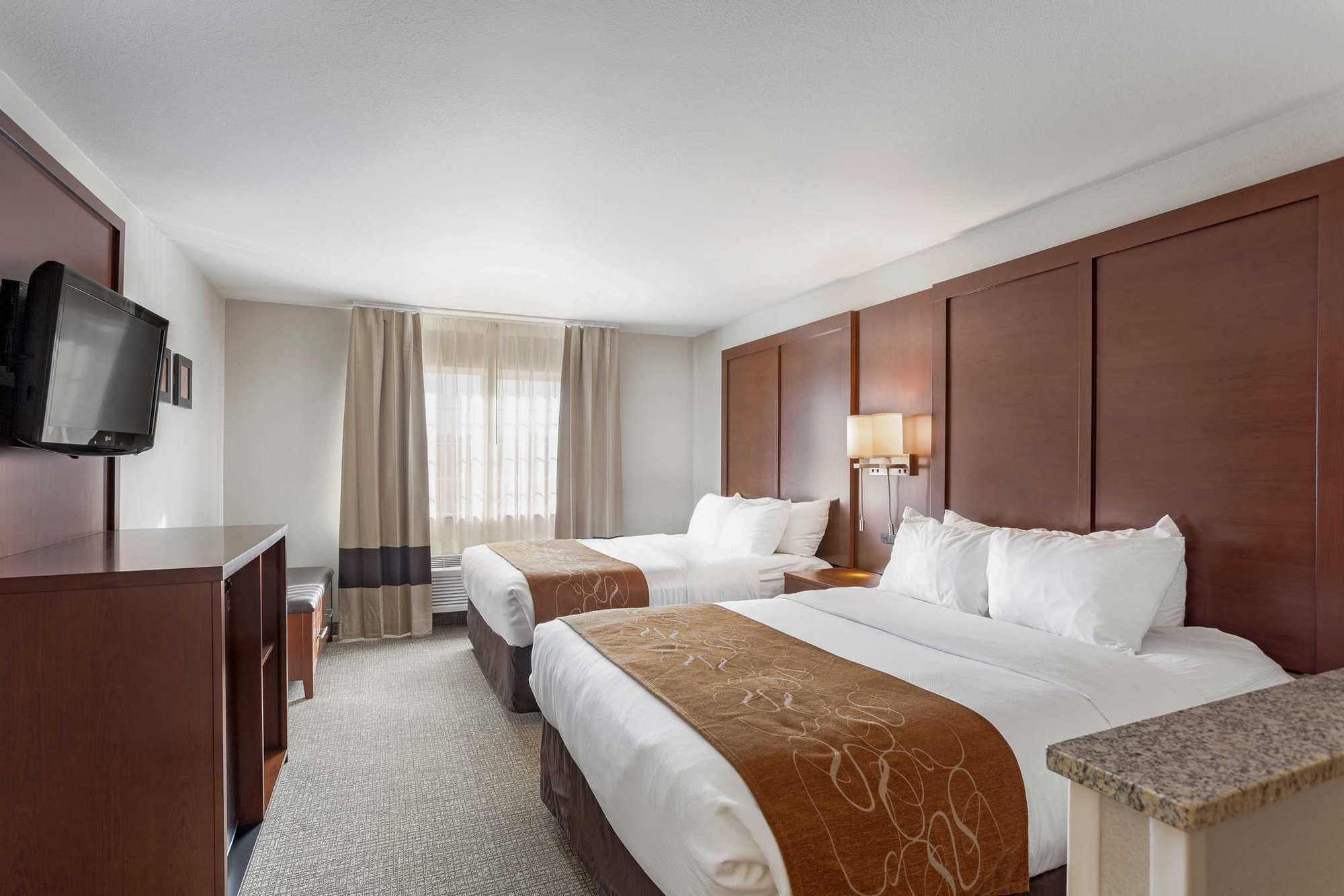 Comfort Suites Yakima Bilik gambar