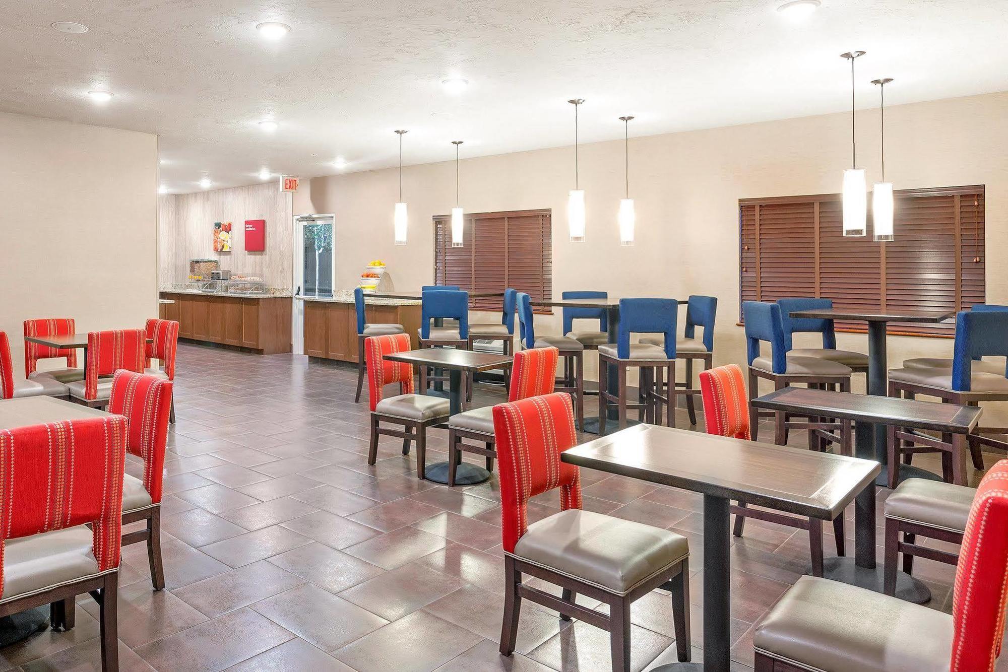 Comfort Suites Yakima Luaran gambar
